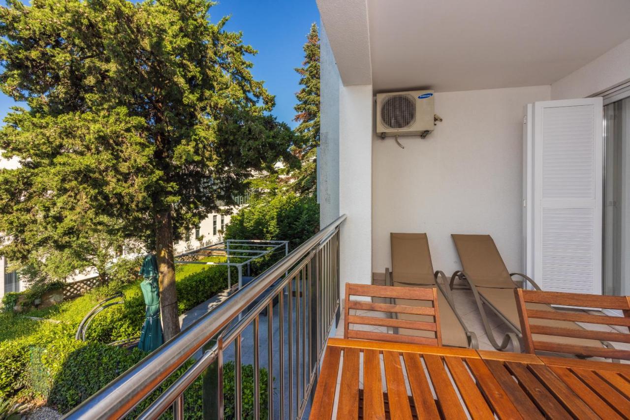 Apartmani Heta Alagic I Selce Ngoại thất bức ảnh