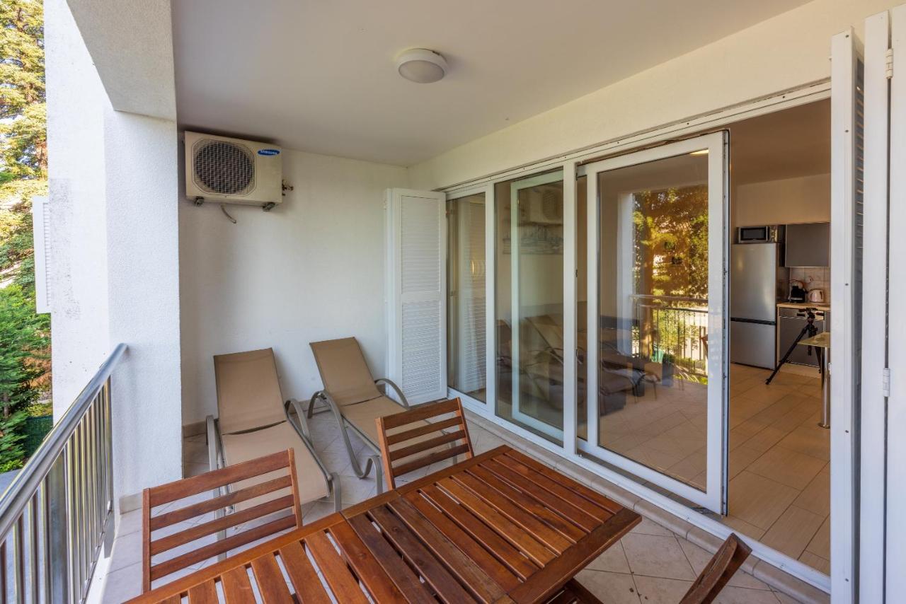 Apartmani Heta Alagic I Selce Ngoại thất bức ảnh